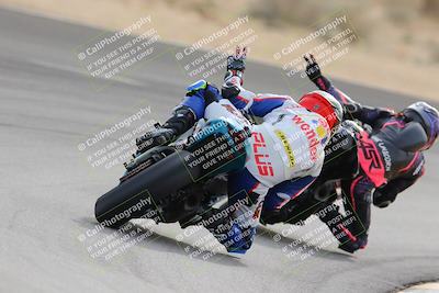 media/Dec-17-2022-SoCal Trackdays (Sat) [[224abd9271]]/Turn 10 Backside (120pm)/